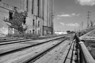 Train tracks and an abandoned building in Cicero, Illinois 